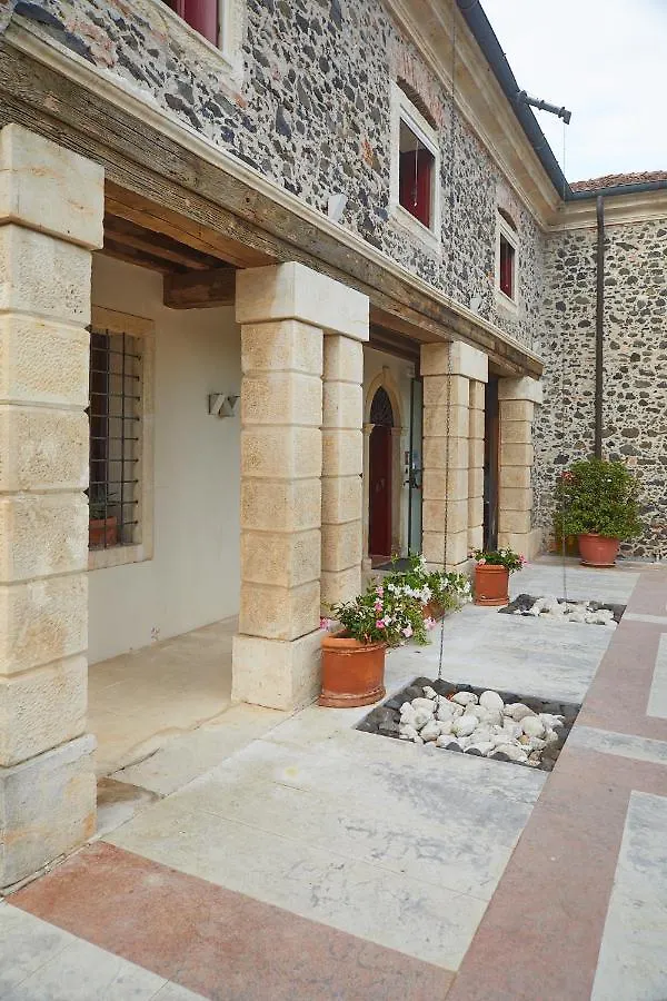 Ca' Masieri Hotel Trissino 3*,